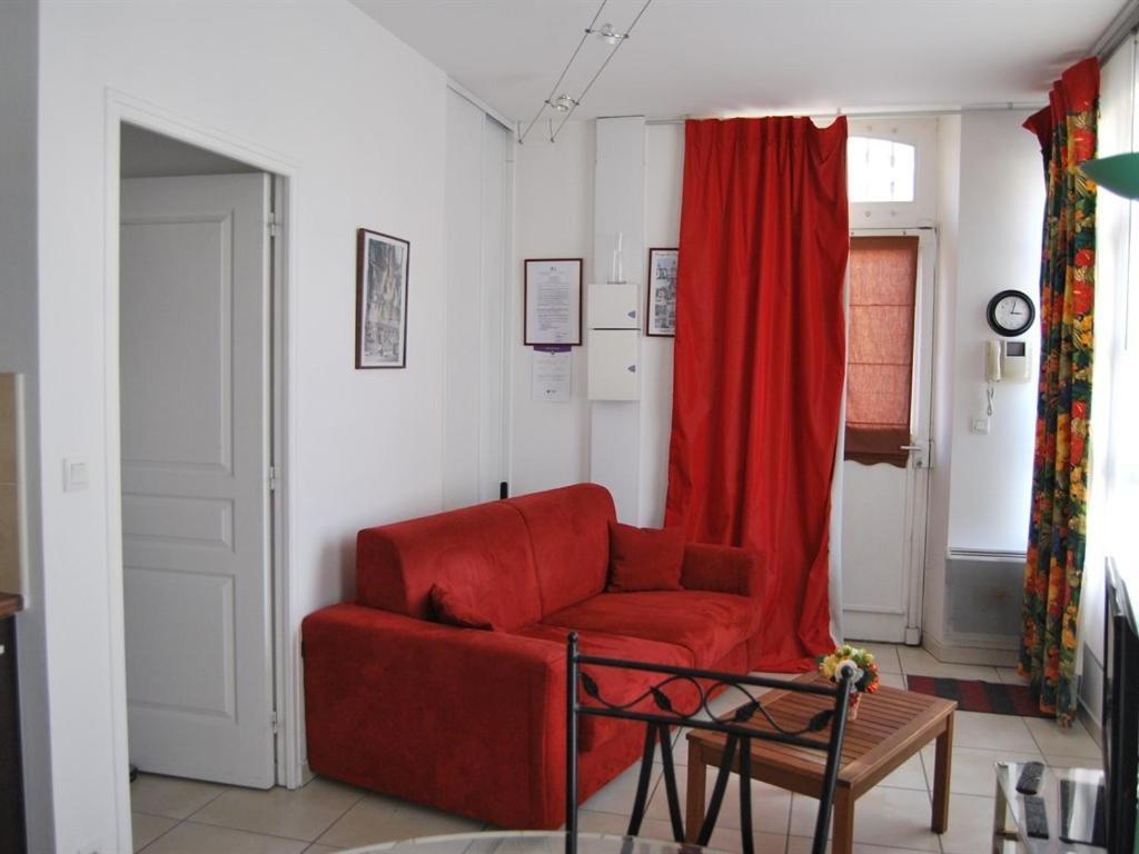 Gite La Tour Boileau Troyes Exterior photo
