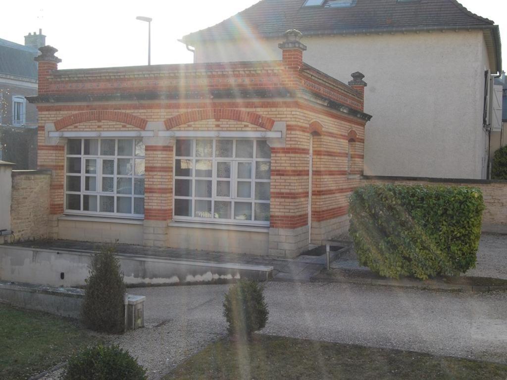 Gite La Tour Boileau Troyes Exterior photo